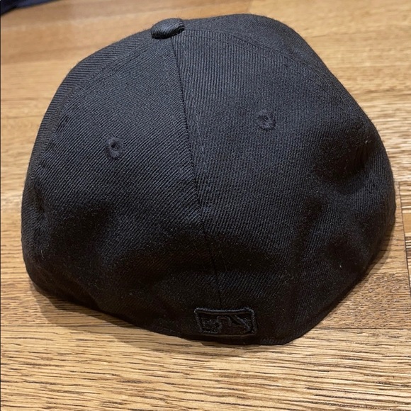 NYY Kith New Era Black Baseball Hat - Picture 2 of 2